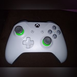 Microsoft Xbox one wireless controller gray